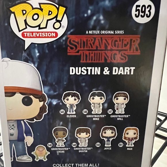 Funko Pop Stranger Things Dustin & Dart Vinyl Figure #593 - Picture 3 of 4